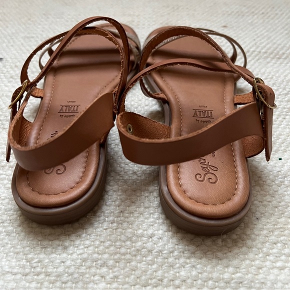 Seychelles Strappy Flat Sandals Size 7 - Picture 3 of 9
